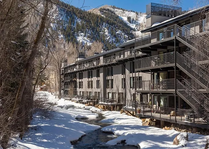 Chateau Roaring Fork Unit 25, Contemporary Condo With River Views, Close To Town